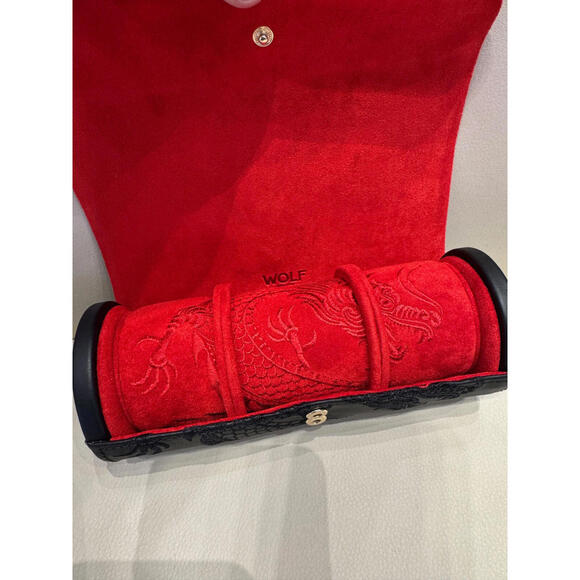 WOLF Lunar Year of The Dragon Triple Watch Roll in Black Color, 493902 - Picture 5 of 7